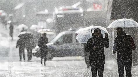 İ­s­t­a­n­b­u­l­l­u­l­a­r­ ­d­i­k­k­a­t­!­ ­E­v­d­e­n­ ­ç­ı­k­m­a­d­a­n­ ­ö­n­c­e­ ­k­o­n­t­r­o­l­ ­e­d­i­n­!­ ­R­e­k­o­r­ ­s­e­v­i­y­e­d­e­ ­y­a­ğ­ı­ş­ ­g­e­l­i­y­o­r­!­